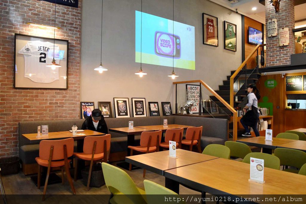 西湖站 大份量木盆沙拉X美式校園風聚餐推薦@Campus Cafe-內湖店(康熙來了嚴選咖啡廳) @梅格(Angelababy)享樂日記