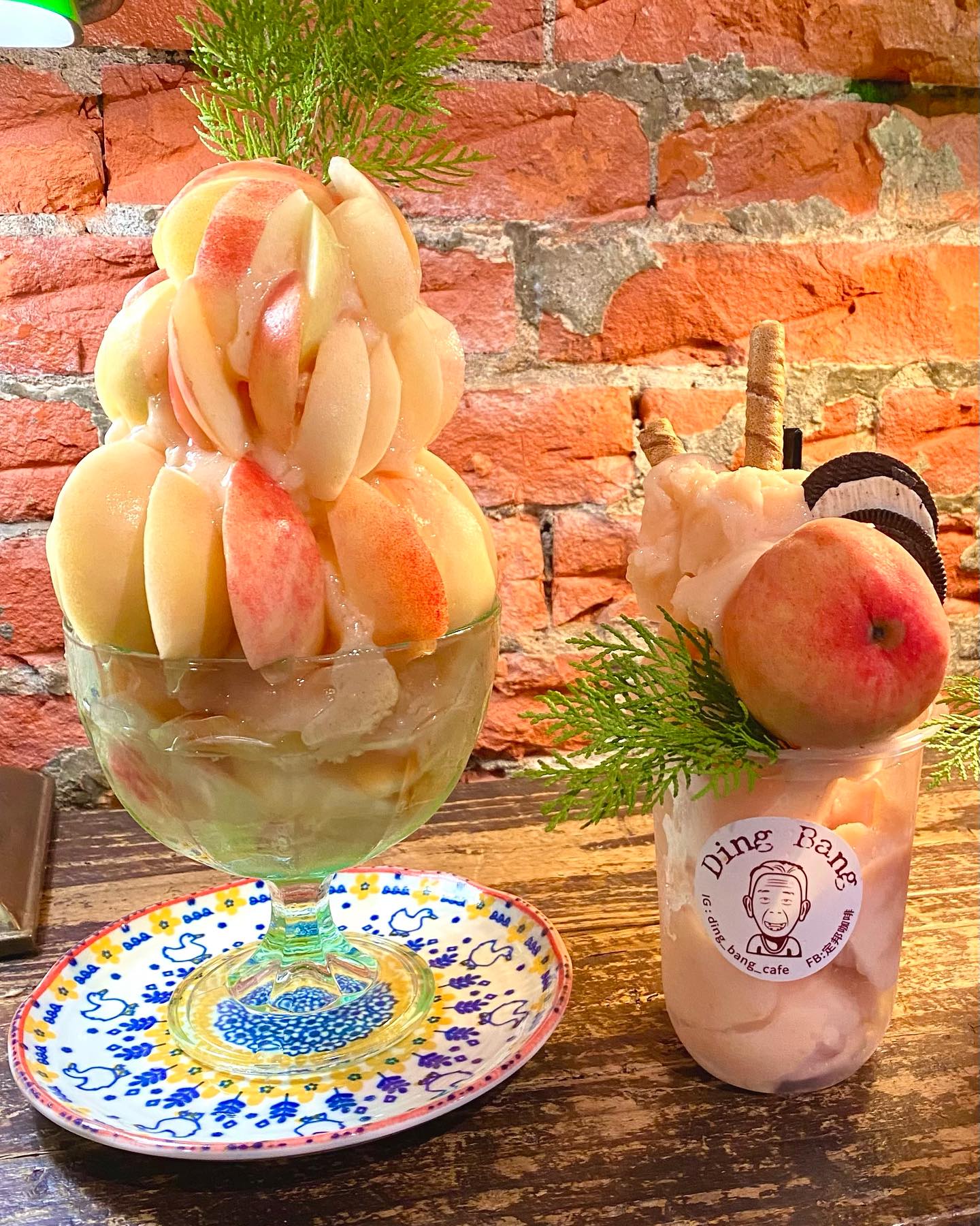 宜蘭礁溪『定邦咖啡』用8~12顆水蜜桃製成的『水蜜桃冰沙』價格、訂位 @梅格(Angelababy)享樂日記