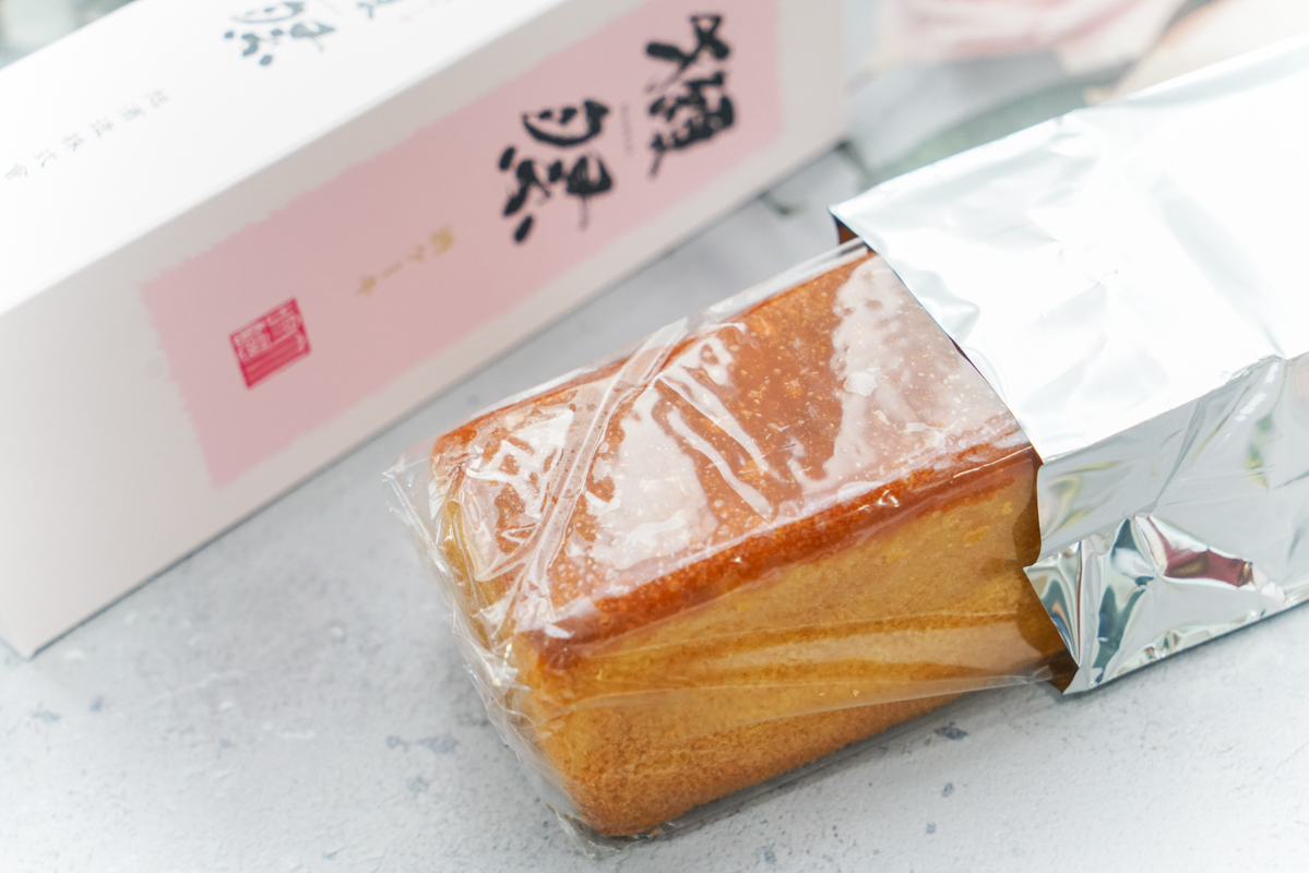 日本境內限定 甜點｜專屬大人的下午茶、就像喝濃縮高級酒香的蛋糕『獺祭清酒蛋糕』 @梅格(Angelababy)享樂日記