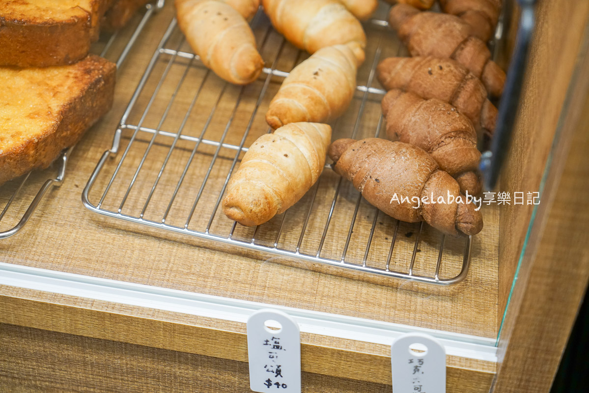 信義安和美食｜來自台東的人氣早午餐、手作麵包貝果『人x人』菜單、特色山豬肉吐司 @梅格(Angelababy)享樂日記
