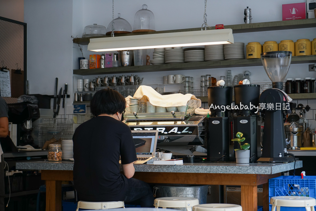 忠孝新生站咖啡｜台北最法國的咖啡角落『KiOSK』菜單、不限時插座咖啡 @梅格(Angelababy)享樂日記