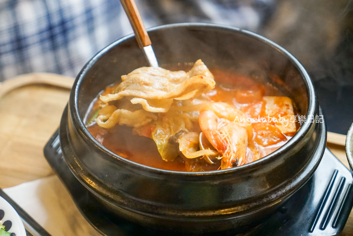 中山站韓國料理｜超人氣打卡美食『娘子家咖啡』賣的是韓式拌飯、豆腐鍋 @梅格(Angelababy)享樂日記