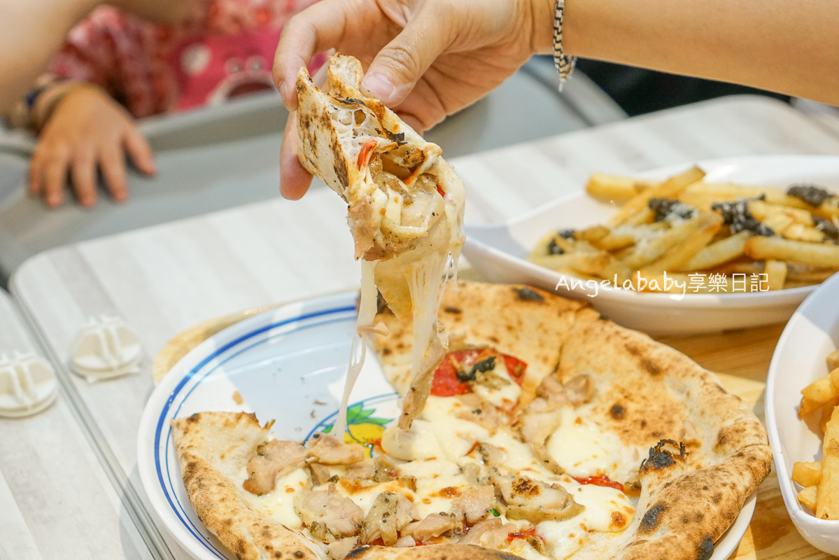 新莊美食、新莊宏匯廣場美食｜平價正統拿坡里披薩、世界冠軍披薩『GINO PIZZA Napoletana』菜單、披薩套餐 @梅格(Angelababy)享樂日記