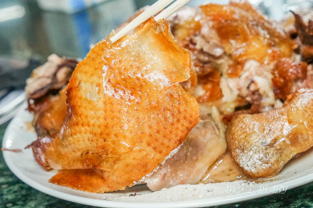 麟光站美食｜傳承四十年的老味道 台北最美味的炭火燒餅『和記豆漿店』、麟光站傳統早餐、蔥花燒餅 @梅格(Angelababy)享樂日記