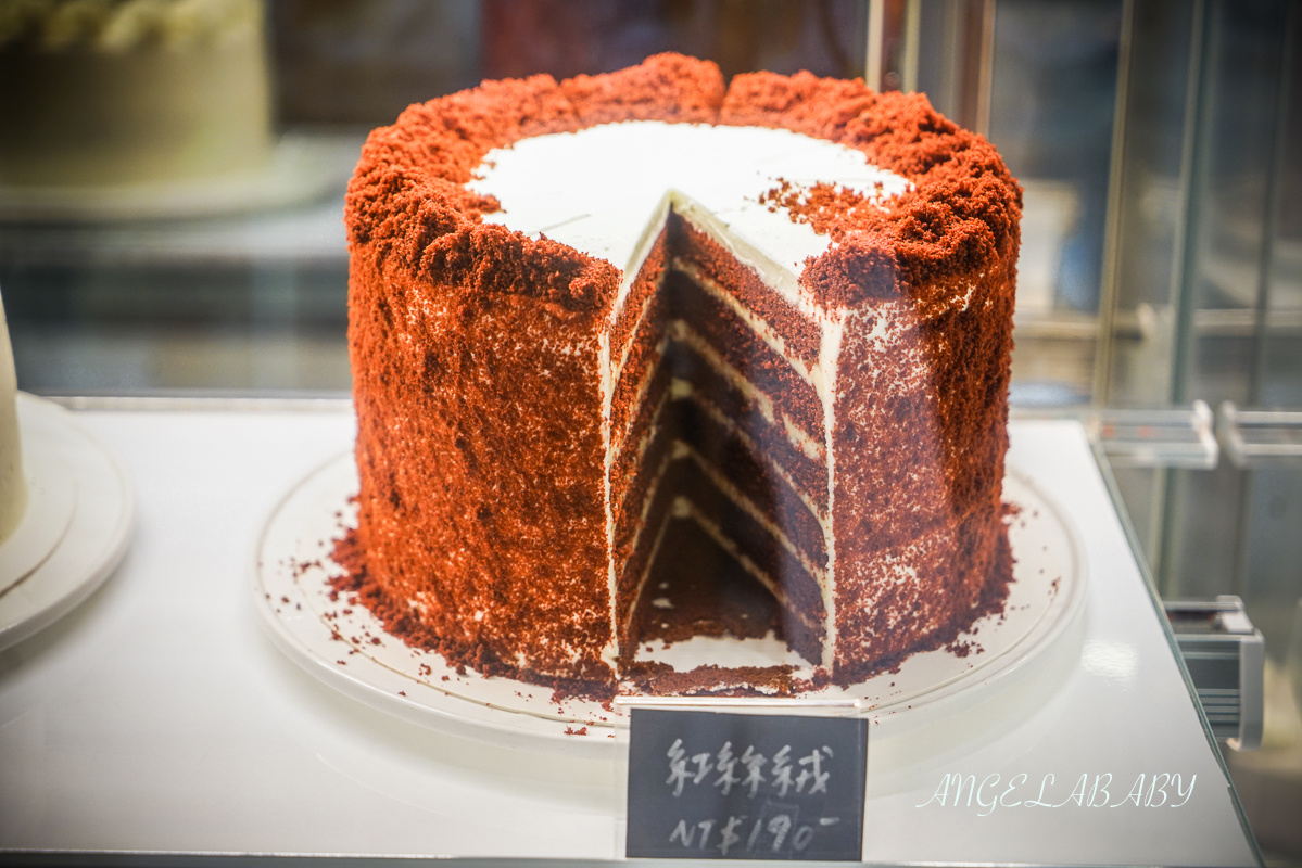 台北最好吃的紅絲絨蛋糕『Sweet Tooth』可以改訂週末肉桂捲家的紅絲絨蛋糕 Line ID : @timchi4522 @梅格(Angelababy)享樂日記