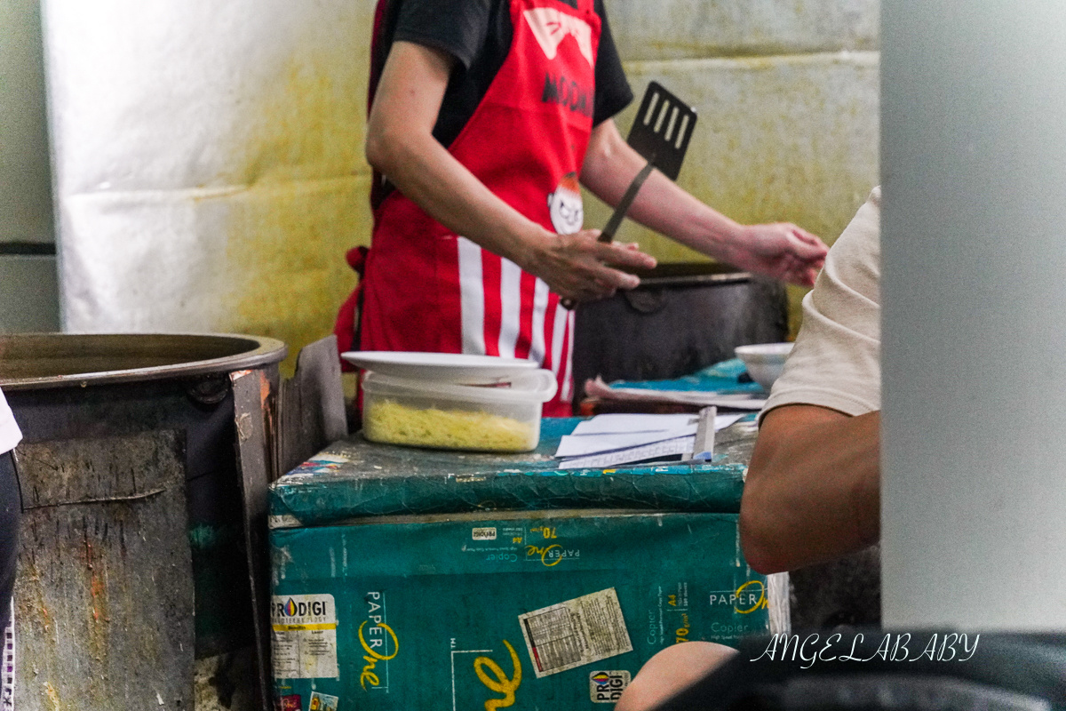 台南東區美食｜超人氣手工粉漿蛋餅『阿公阿婆蛋餅』價格、牽絲到天邊的巨無霸大蛋餅 @梅格(Angelababy)享樂日記