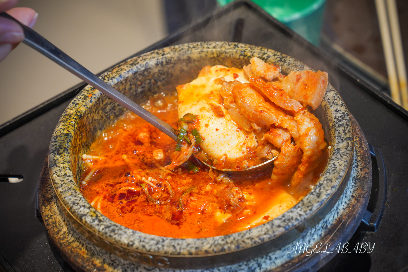 大安站新開幕『吃你豆腐 韓式湯飯店』菜單價格 @梅格(Angelababy)享樂日記