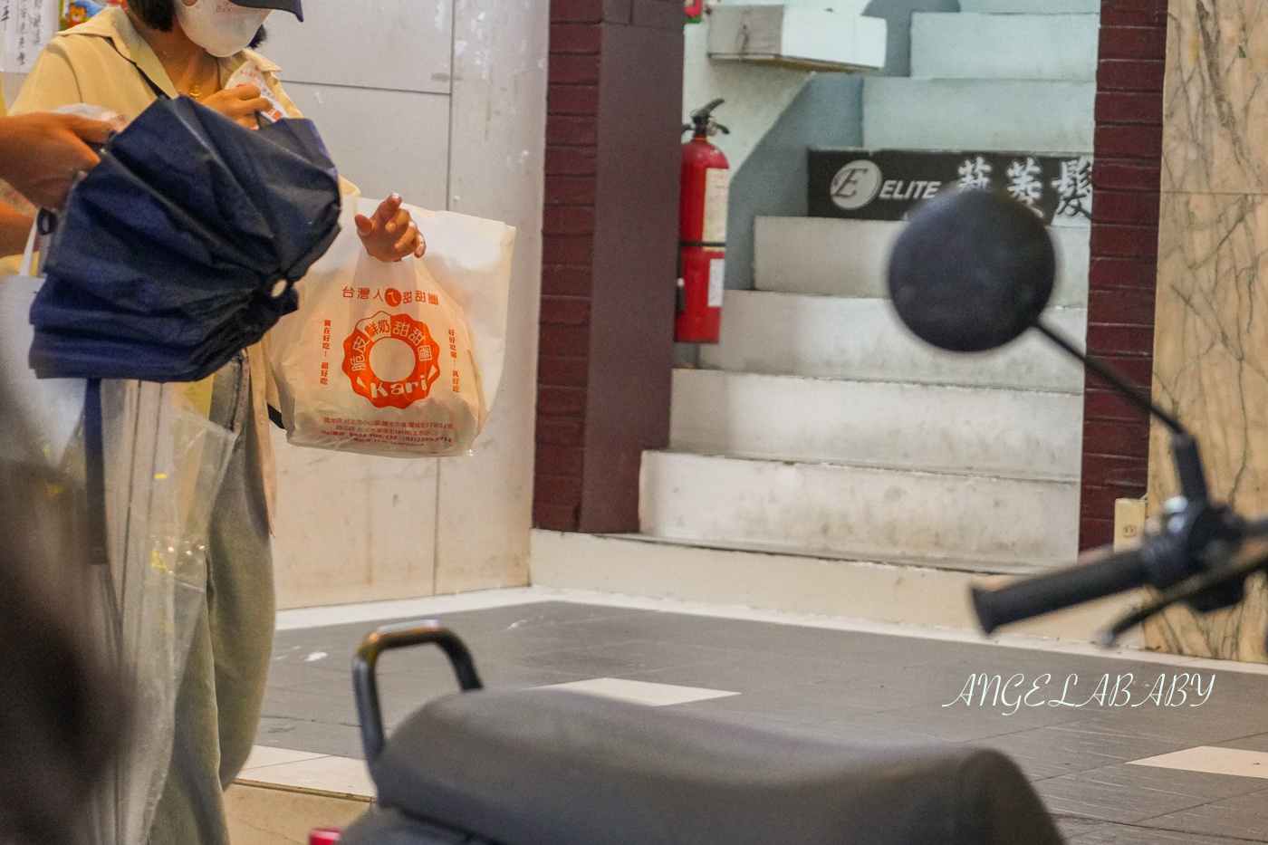華陰街美食｜連日本人也大愛的排隊甜甜圈『台灣人ㄟ甜甜圈 台北店(ドーナツ)』均一價25元 @梅格(Angelababy)享樂日記