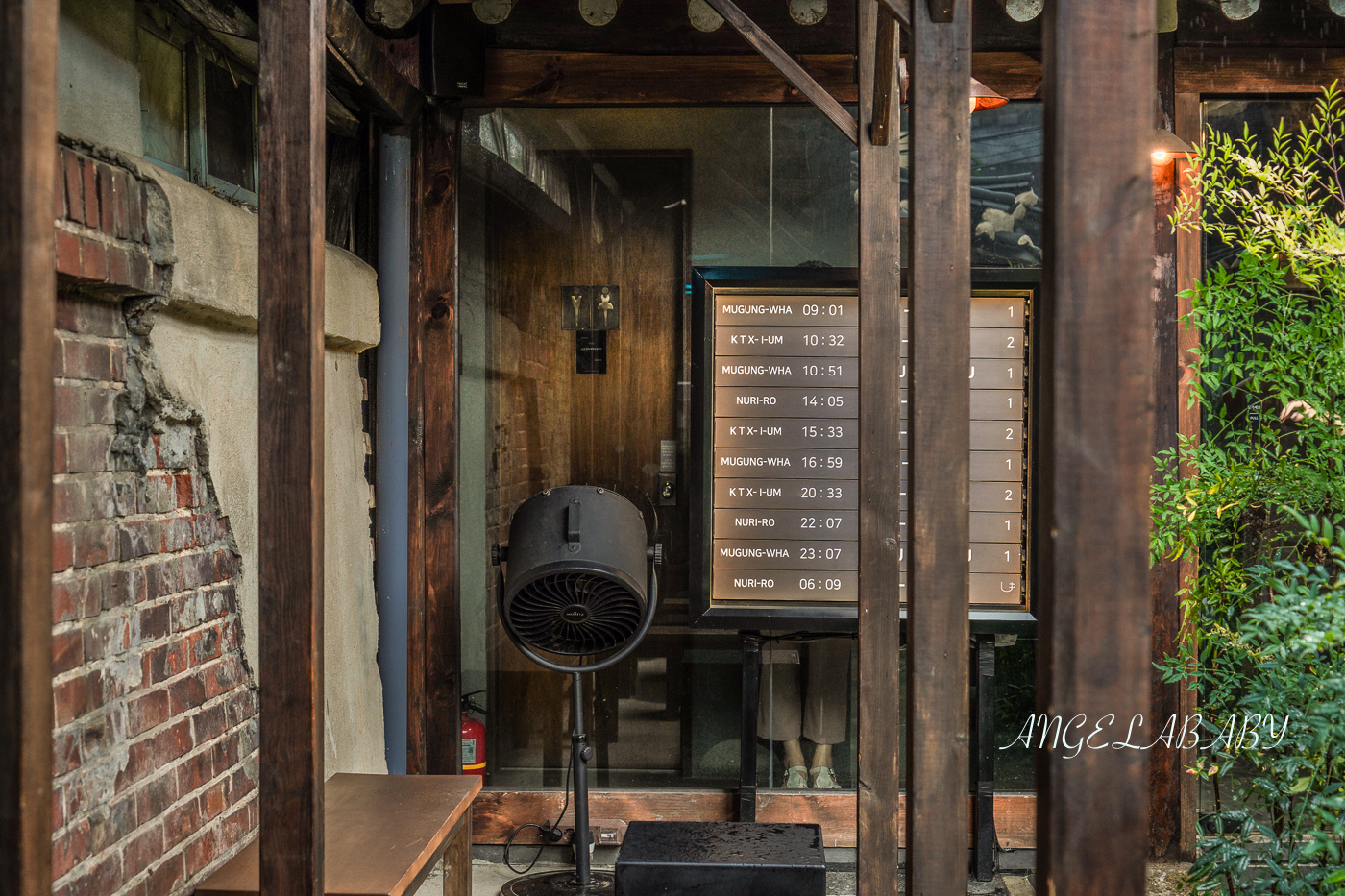 首爾益善洞必訪｜老屋鐵軌咖啡『樂園驛咖啡』菜單價格 @梅格(Angelababy)享樂日記