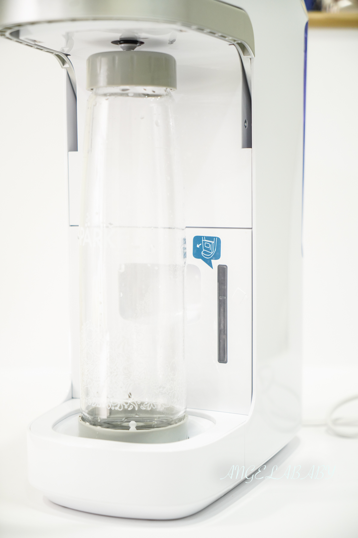 唯一不再使用鋼瓶的氣泡水機『Spärkel 萬用氣泡水機』輕巧、環保、五段式氣泡定量的氣泡水機推薦 @梅格(Angelababy)享樂日記