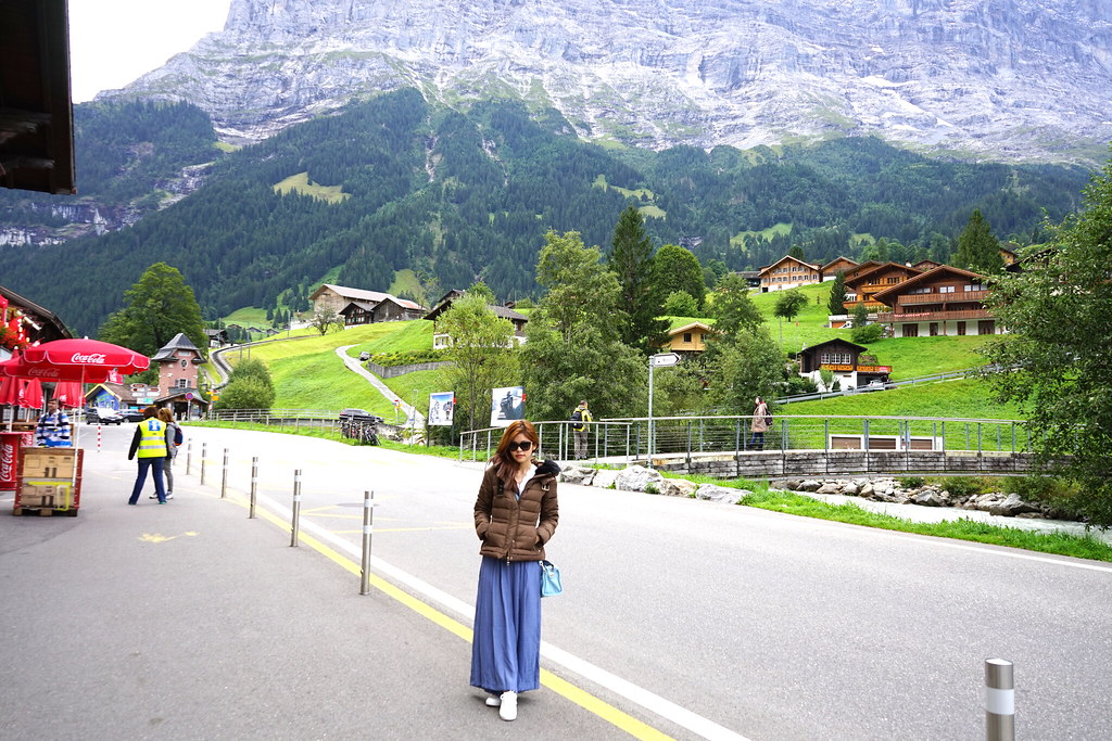 瑞士必訪的少女峰.媲美格林童話的德林格瓦車站.購買瑞士蓮最便宜的地方.少女峰鐵路長 9.3 公里沿途好風光 @梅格(Angelababy)享樂日記