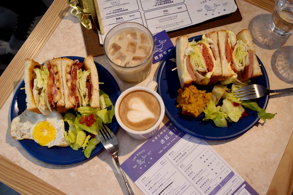 大安森林公園站 Instagramg上最有人氣的早餐店#韓國咖啡館的早餐店－餵我早餐 The Whale#有貓王餵我#美國人吃的等三明治#gooddaybegins @梅格(Angelababy)享樂日記