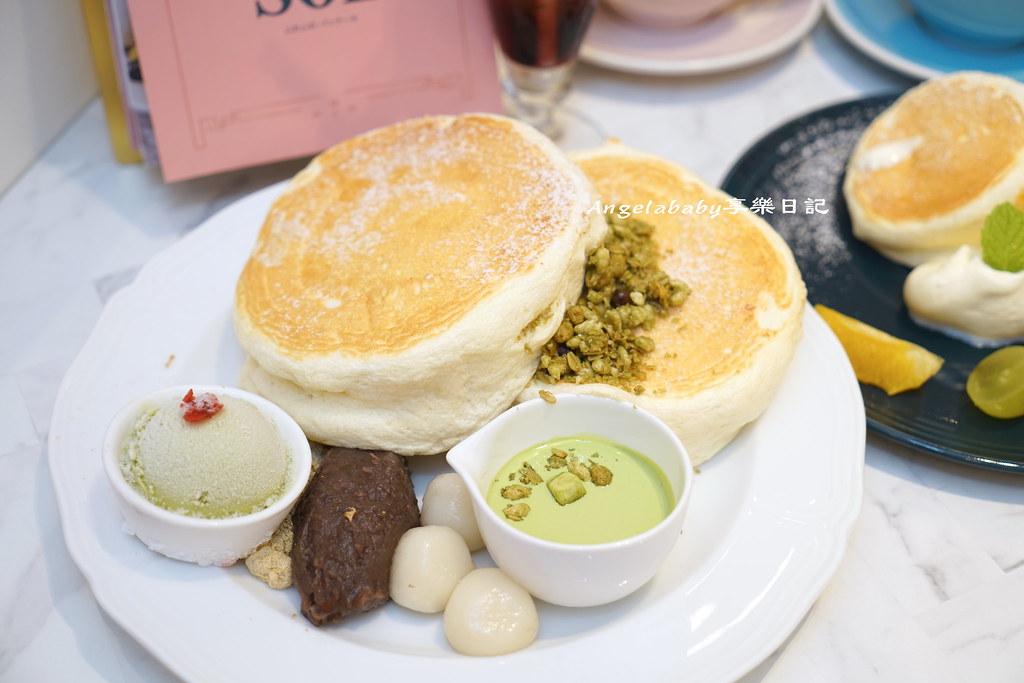 信義日本來台鬆餅店 Café del SOL 福岡人氣第一鬆餅 網美咖啡 早午餐 粉紅沙發 @梅格(Angelababy)享樂日記