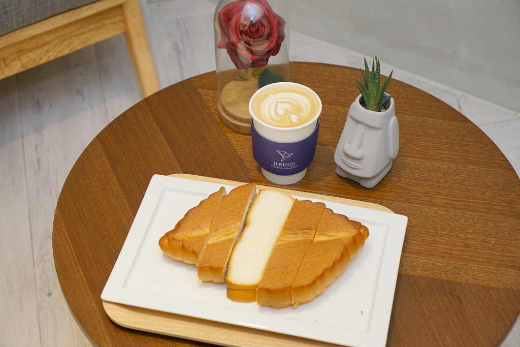 內湖最美咖啡麵包店『REEDS coffee &#038; bakery』插座不限時咖啡館、外帶咖啡、內湖好吃麵包 @梅格(Angelababy)享樂日記