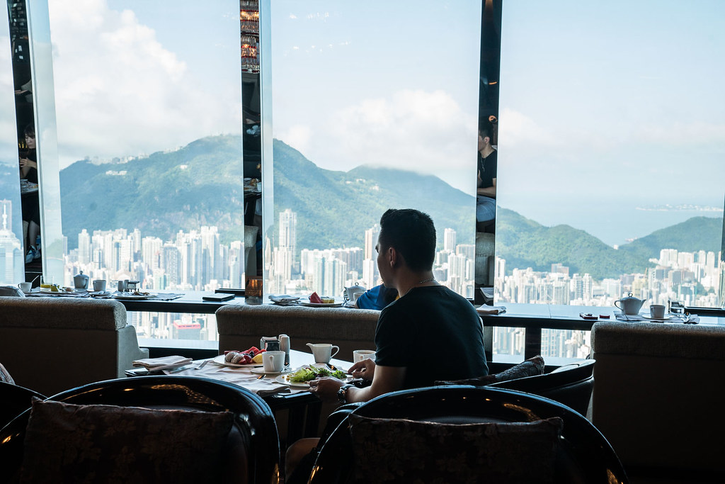 香港美食｜地表最高的Ritz-Carlton早午餐 香港維多利亞港景觀 @梅格(Angelababy)享樂日記