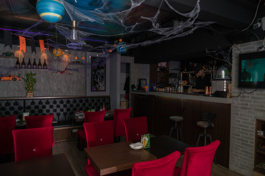 星空銀河主題調酒餐廳｜『Métis Hookah&#038;Darts Lounge Bar X 御牛亭和牛』水煙、調酒、飛鏢 台北夜生活 @梅格(Angelababy)享樂日記