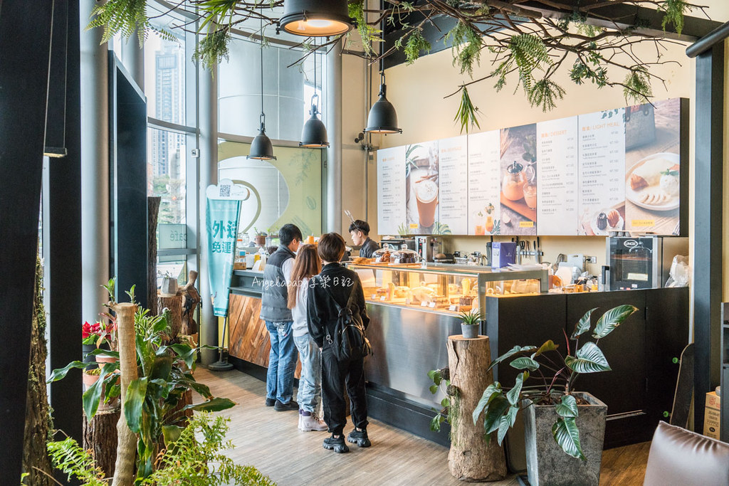 新莊最美的咖啡店｜D&#8217;or caf&#8217;e 森林系咖啡館、插座咖啡、不限時咖啡、臺北最便宜的下午茶蛋糕套餐$139元、外帶咖啡、第二杯半價 @梅格(Angelababy)享樂日記