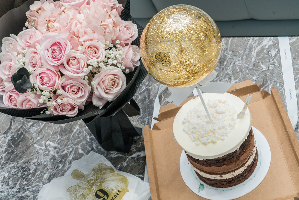 最夢幻的生日蛋糕｜September Café 夢幻星球、三重巧克力蛋糕、造型蛋糕、求婚蛋糕推薦 @梅格(Angelababy)享樂日記