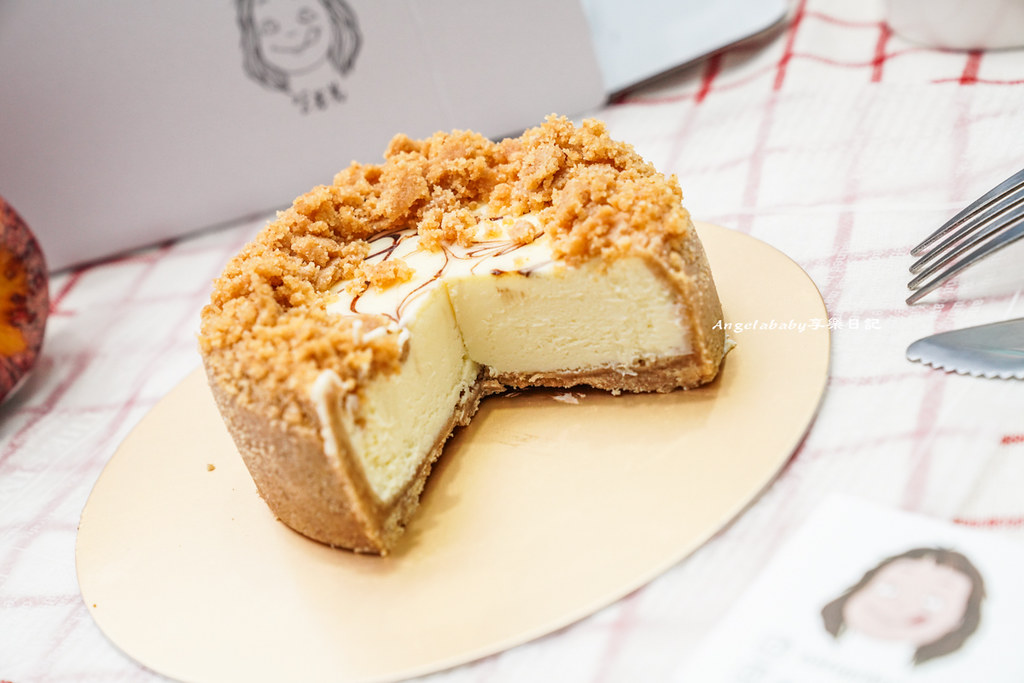 台北最美味的『吃光光』乳酪蛋糕｜真材實料就是最好的說服力、忠孝敦化站新開幕、不加一滴水跟麵粉的乳酪蛋糕、冰淇淋乳酪蛋糕 @梅格(Angelababy)享樂日記