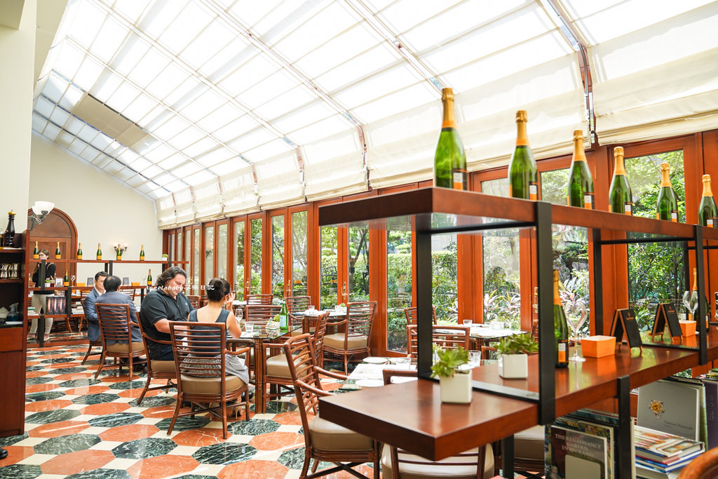 台北最棒的牛排館之一『西華飯店Toscana』經典牛排、約會餐廳、歐式玻璃屋餐廳、振興券回饋優惠、父親節大餐 @梅格(Angelababy)享樂日記
