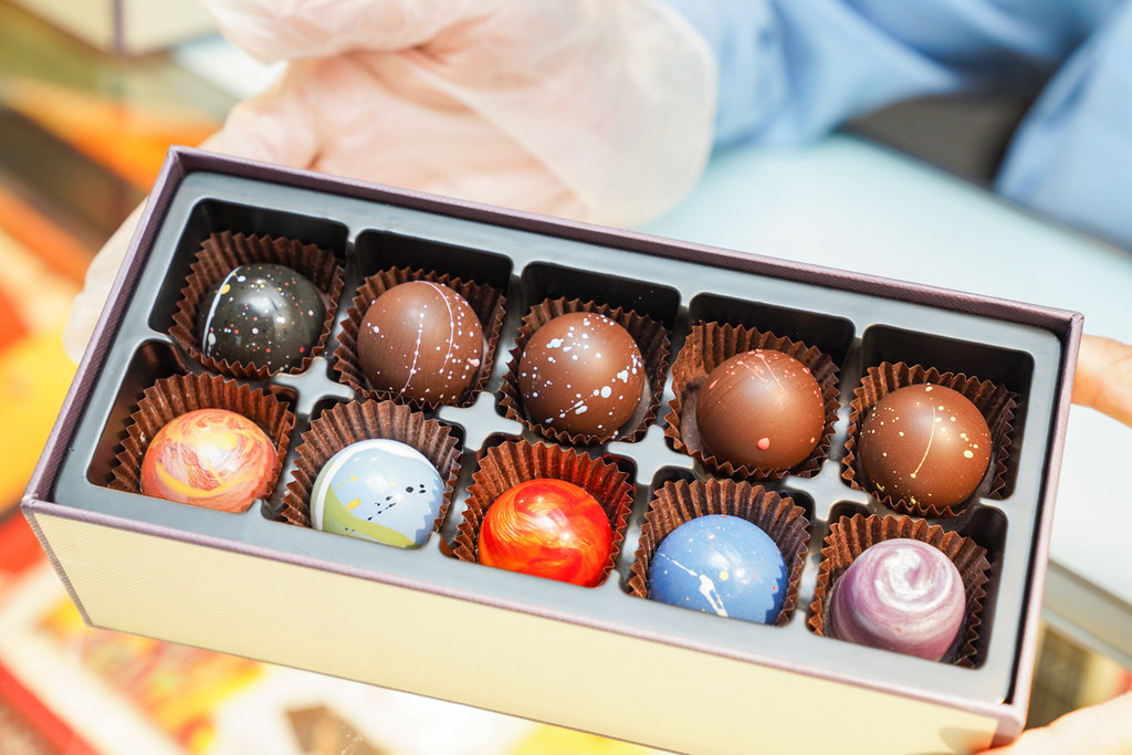 『Cona&#8217;s 妮娜巧克力』ICA世界巧克力大賽金牌、妮娜巧克力、宅配巧克力推薦、情人節禮物、宅配甜點 @梅格(Angelababy)享樂日記