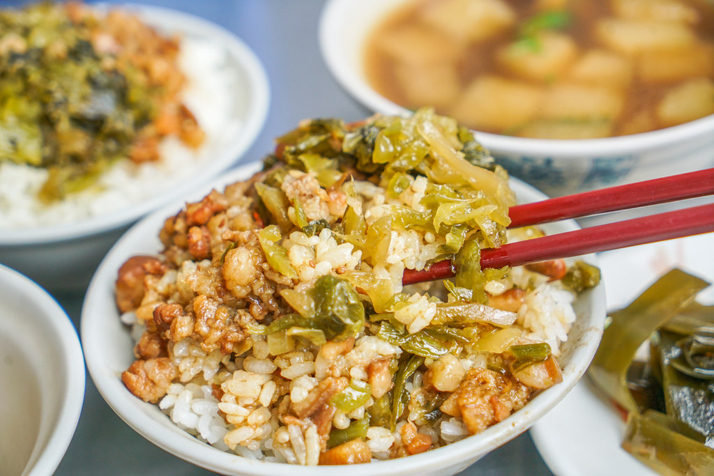 台北最道地正宗川菜『國賓川菜館』風華55年改裝 打造台北「最好的川菜靈魂、最華麗的精品空間」 @梅格(Angelababy)享樂日記