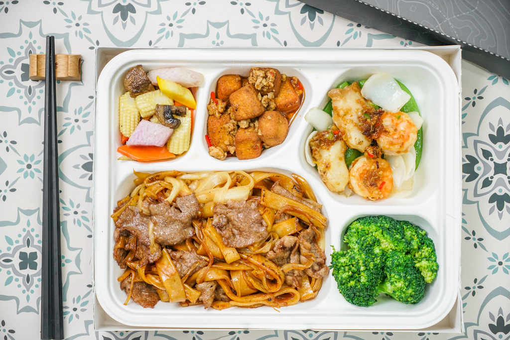 五星飯店超值外帶餐盒,道道都是主菜『台北萬豪酒店』牛肉麵控必吃的『萬豪經典牛肉麵』 @梅格(Angelababy)享樂日記