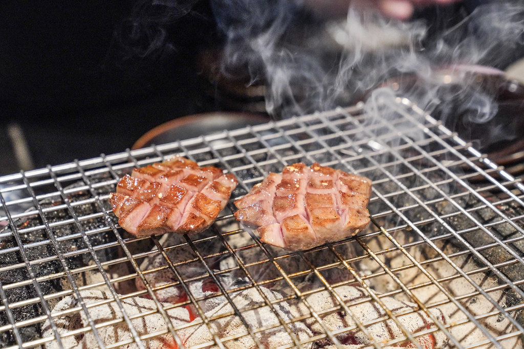 台北必吃和牛燒肉『大腕燒肉專賣店』米其林一星頂級燒肉、和牛控必吃的日式燒肉、預約難度最高的燒肉店、大腕燒肉菜單價格 @梅格(Angelababy)享樂日記