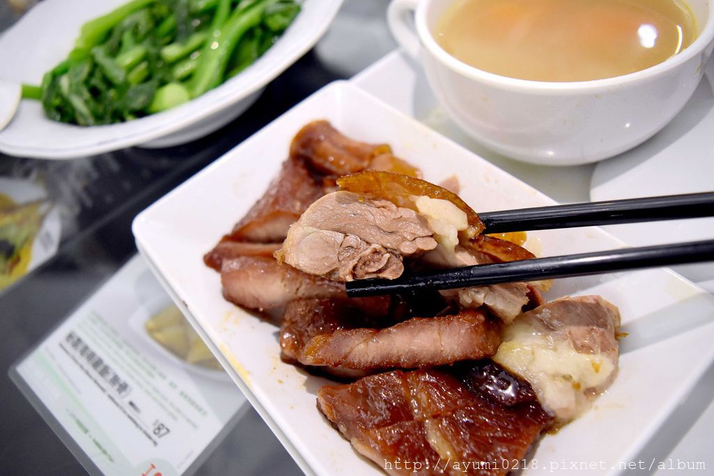 香港機場必吃 美味的薄皮燒鵝 X 濃郁蝦球滑蛋 @ 翠華餐廳 (登機前進食) @梅格(Angelababy)享樂日記