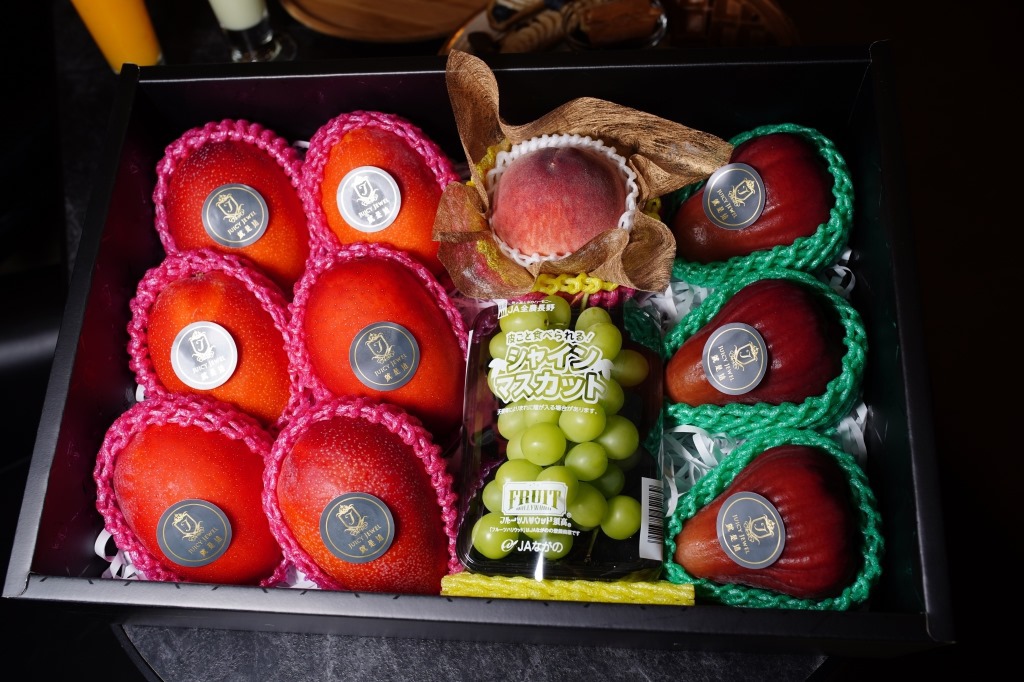 Juicy Jewel 就是這精品水果 台北最強的頂級水果下午茶饗宴、水果吐司、綜合水果鬆餅、現榨果汁、頂級水果、水果禮盒、板橋午茶推薦 @梅格(Angelababy)享樂日記